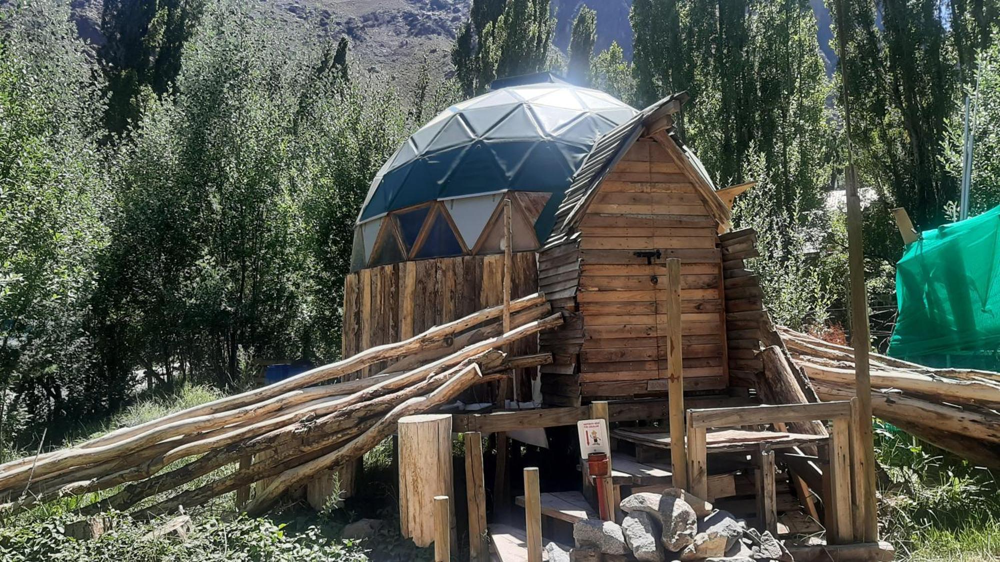 Hostal Crisol Refugio Lo Valdes Esterno foto